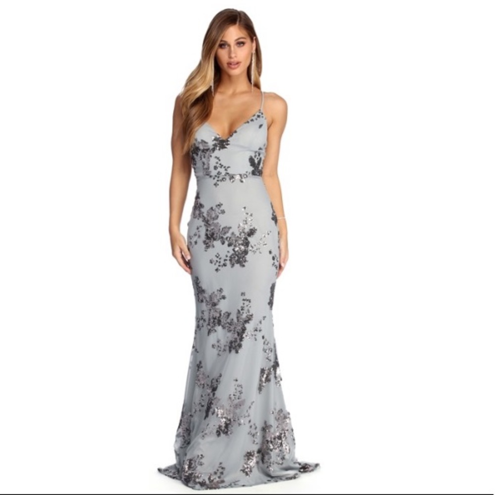 Windsor Nicole sleeveless sequin dress